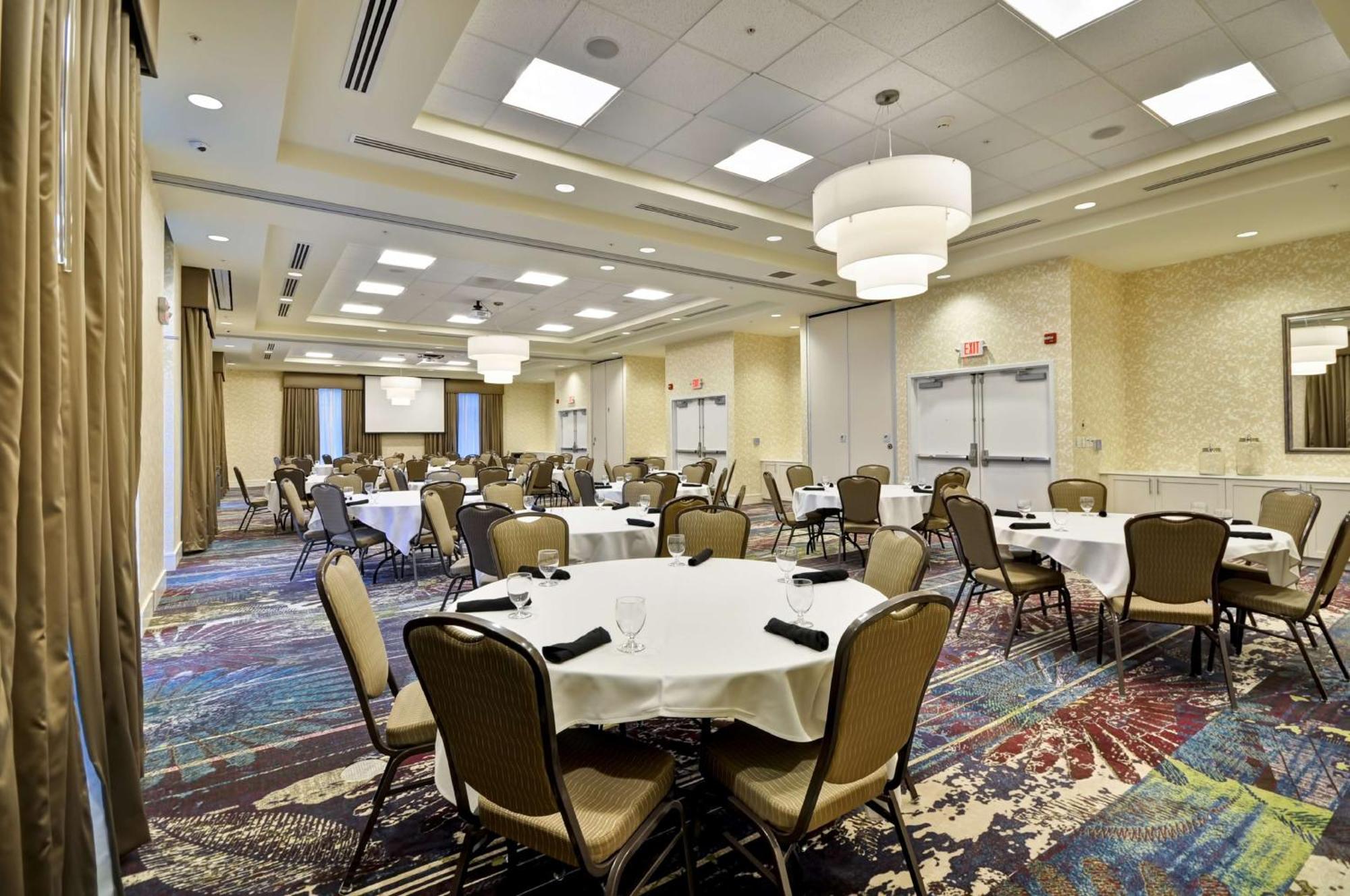Hilton Garden Inn Detroit Troy Buitenkant foto